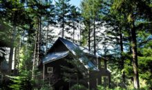 Exterior of the Chrome Lake lodging at Bandon Dunes