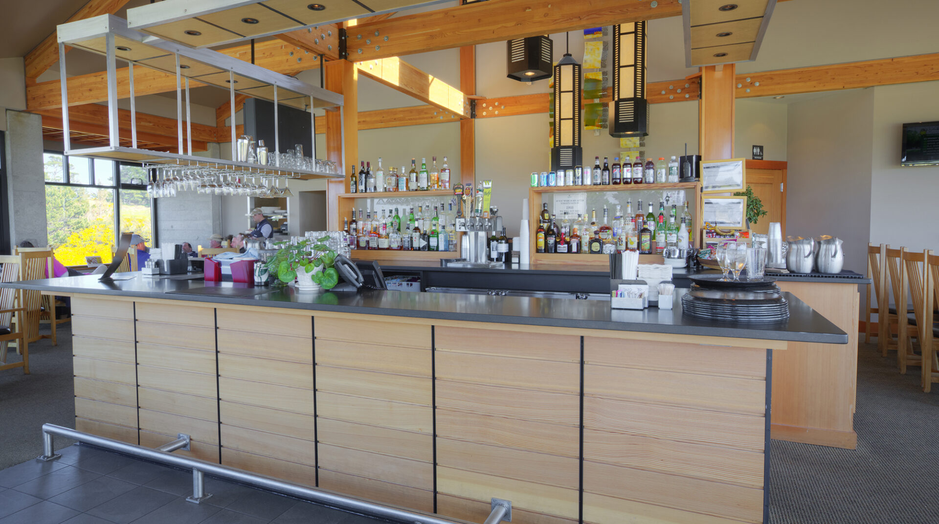 The Pacific Grill bar