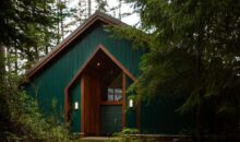 Exterior of The Grove lodging at Bandon Dunes